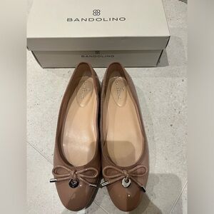 Tan ballet flats size 8M